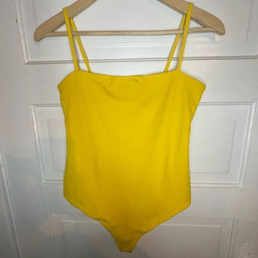 NWTs Susana Monaco Square Neck Bodysuit in Lemon Size Large